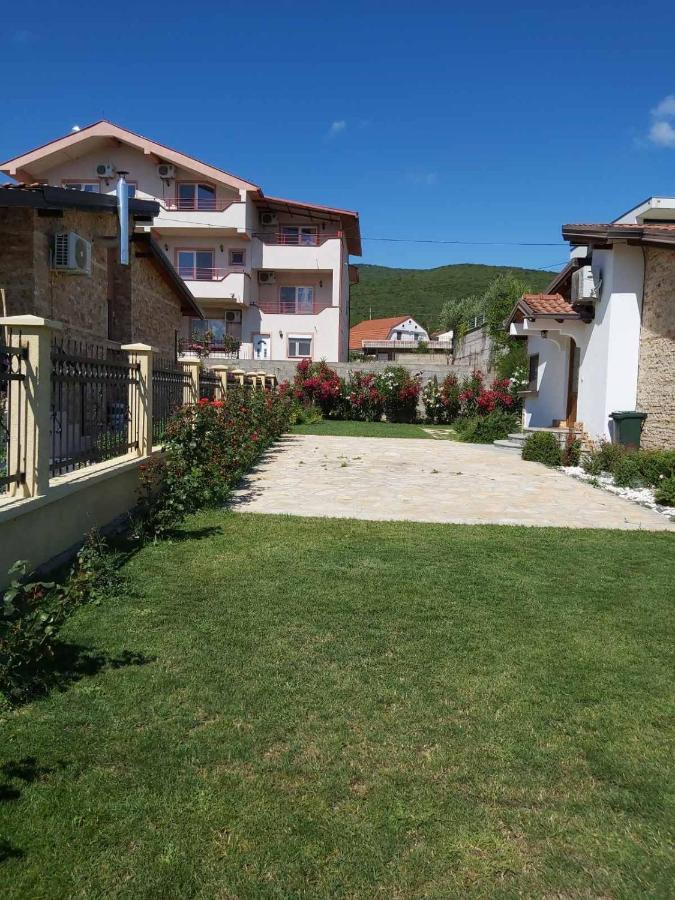 Apartments And Villas Janev Dojran Extérieur photo