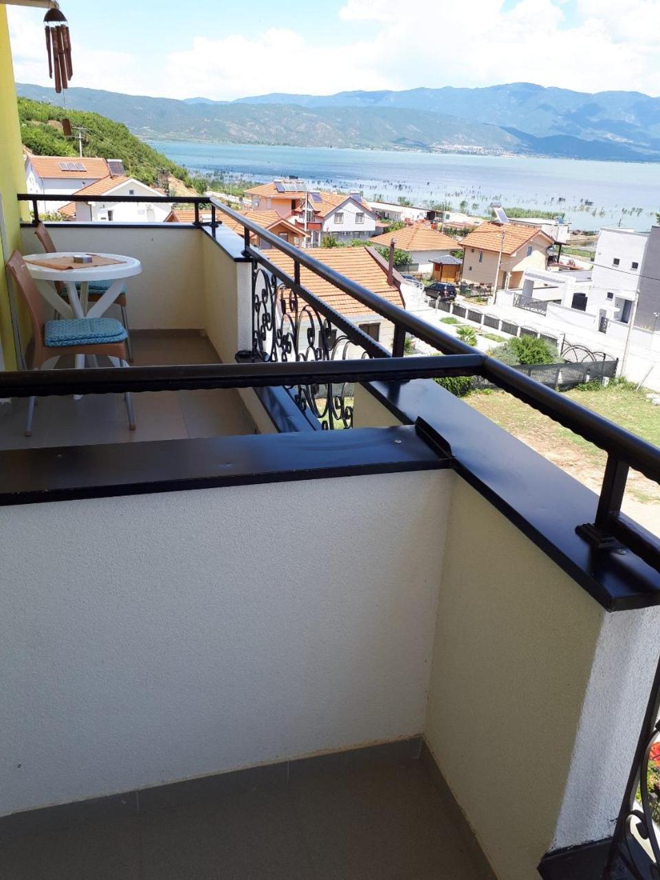 Apartments And Villas Janev Dojran Extérieur photo