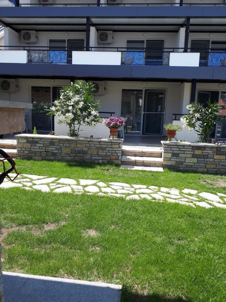 Apartments And Villas Janev Dojran Extérieur photo
