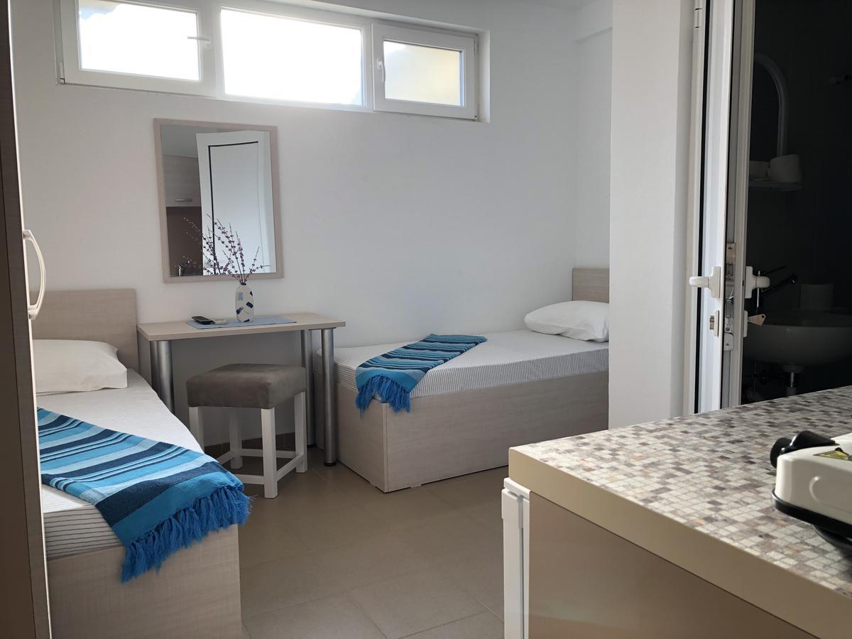 Apartments And Villas Janev Dojran Extérieur photo